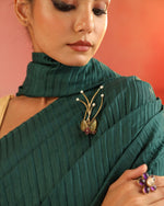 Load image into Gallery viewer, Pankhuri Brooch Pin
