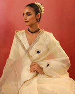 Load image into Gallery viewer, Triveni Amythst Earrings
