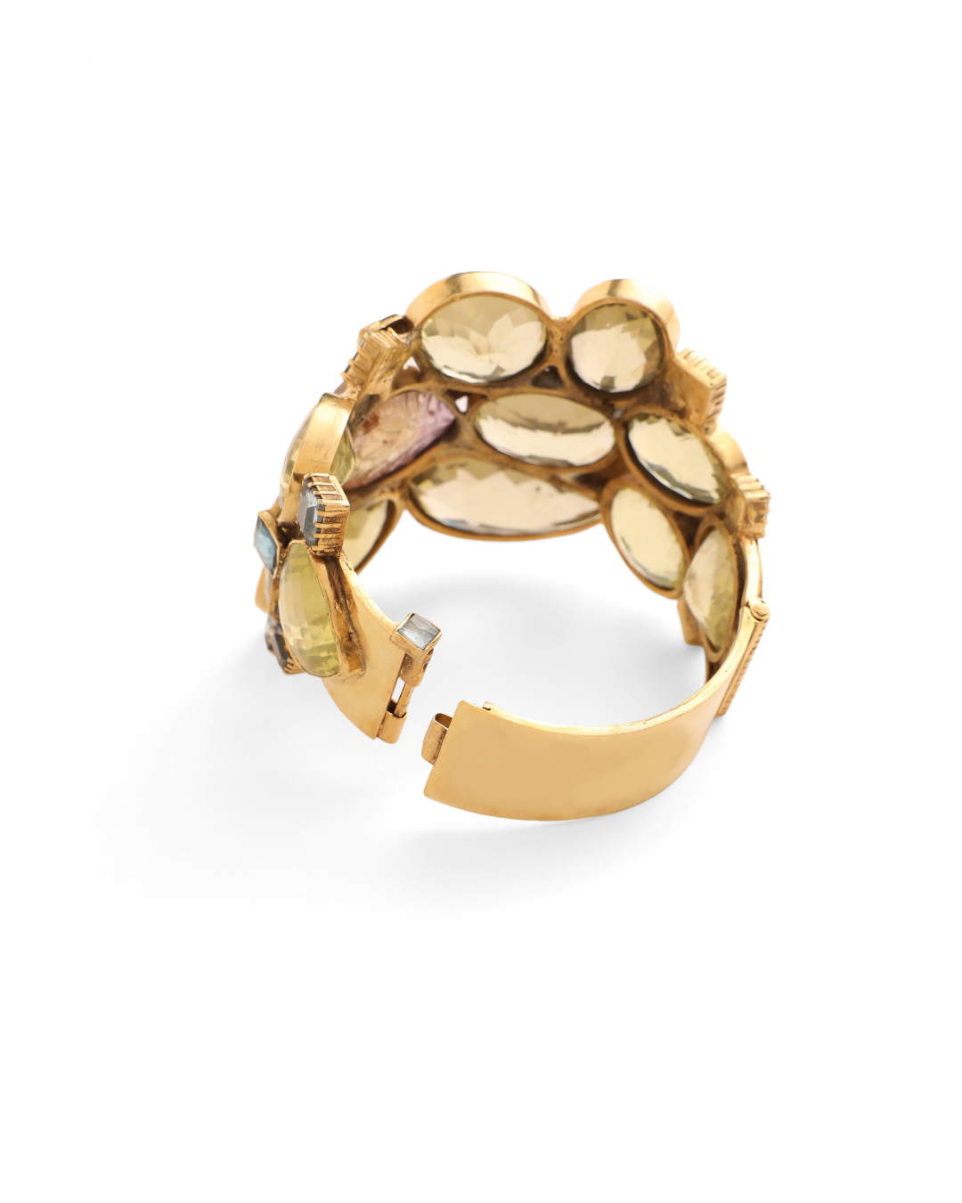 Amrasya Handcuff Bracelet