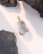 Load image into Gallery viewer, Blackrutile Pendant
