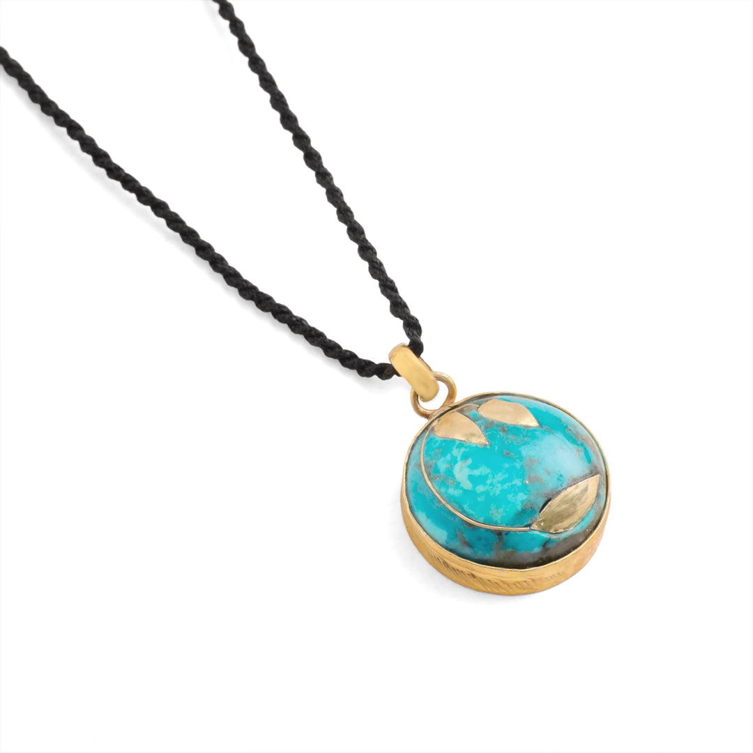 Neelima Round Pendant