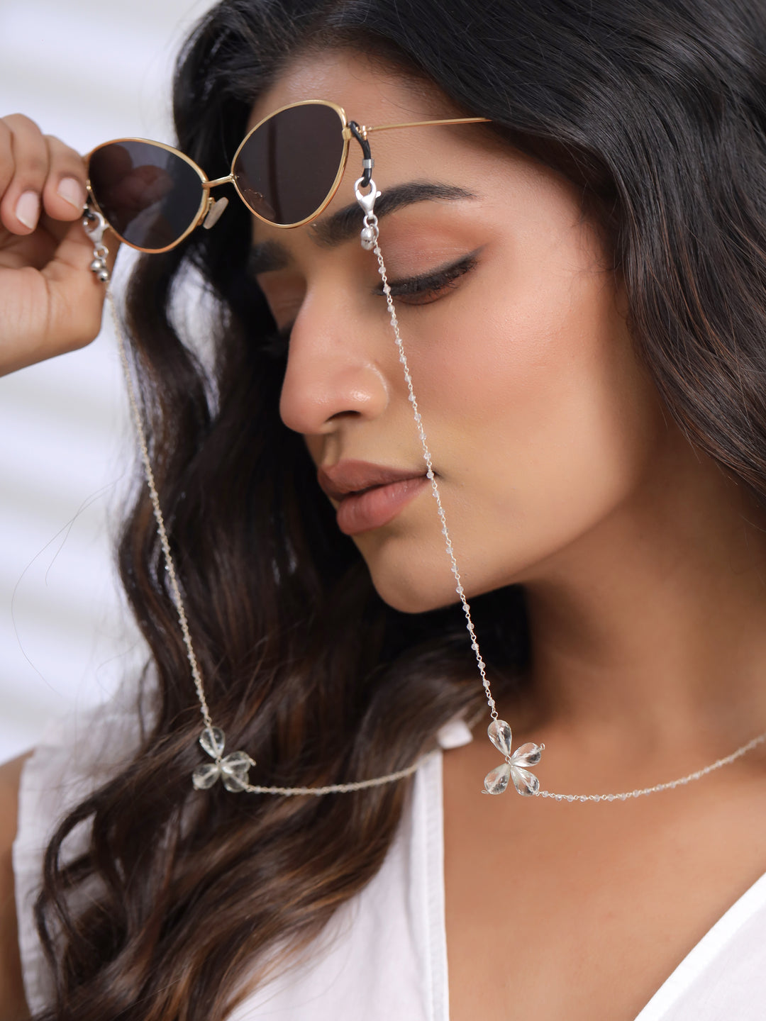 Petal Glow Spectacle Chain