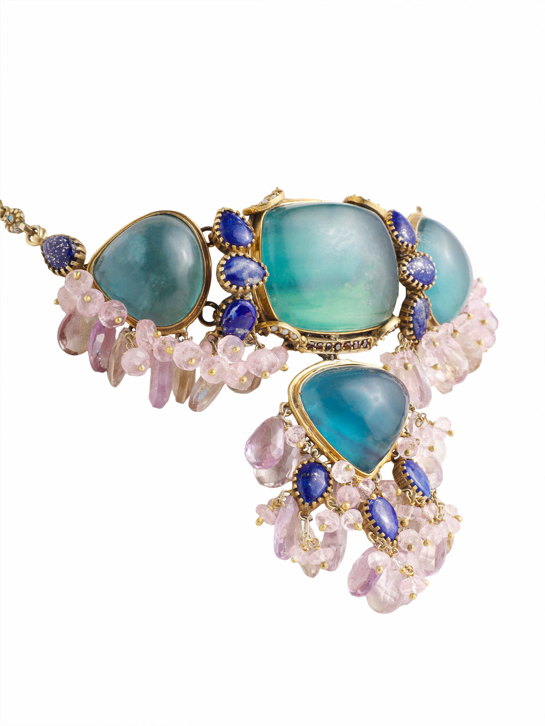 Aabha Harit Choker